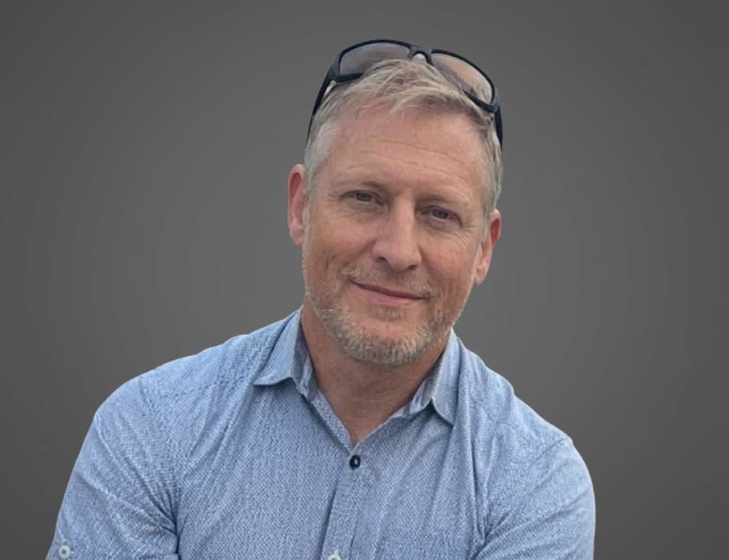 Eric Jahn, Principal